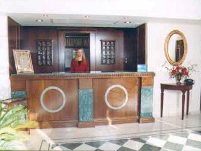 Jolly Hotel Igoumenitsa Bagian luar foto
