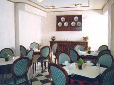 Jolly Hotel Igoumenitsa Bagian luar foto
