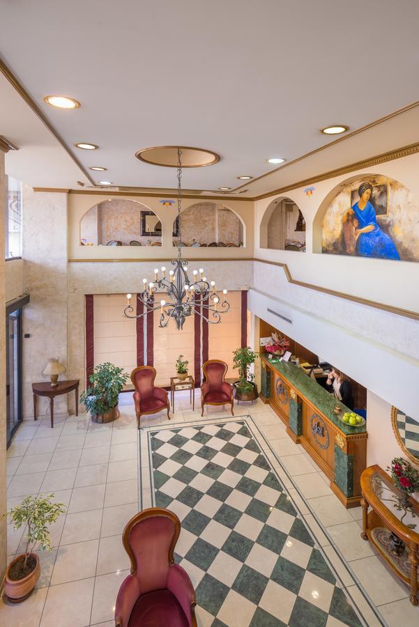 Jolly Hotel Igoumenitsa Bagian luar foto
