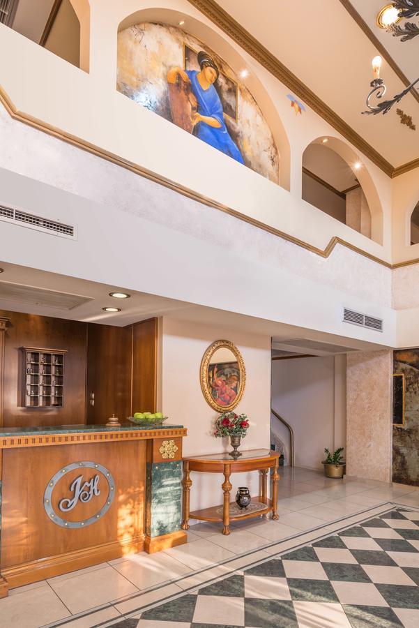 Jolly Hotel Igoumenitsa Bagian luar foto