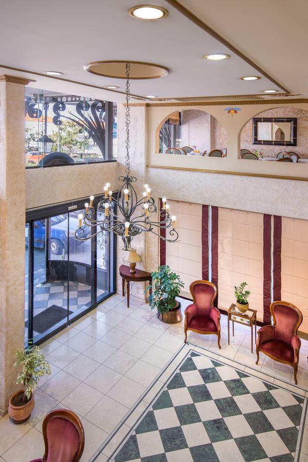 Jolly Hotel Igoumenitsa Bagian luar foto